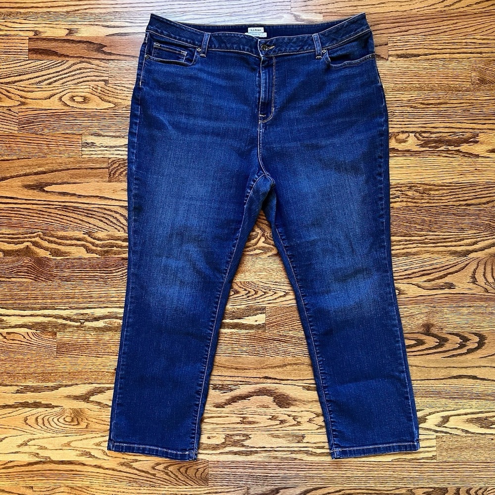 L.L. Bean Classic Fit Straight Leg Women's Dark Wash Blue Denim Jeans Sz 20P